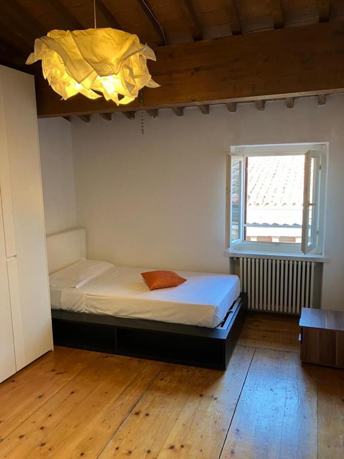 Appartement Locazione Via Fama 7 à Vérone Extérieur photo